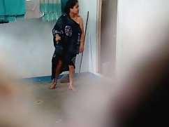 Odjenuo se i zona sex video pokazao kapu pred kameru