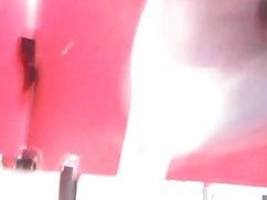 Pilić u kuhinji vaginalno homeseks se daje nemarnom tati