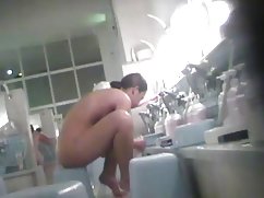 Crvenokose seks 17 video djevojke masturbiraju na krevetu zajedno