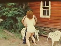 Plavuša se steže jašući red wap seks kurac