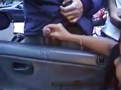Zrela debela domaćica, mladić jeben u dupe pornoo seksi