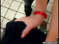 Može uzeti duboko seks inggeris video u usta