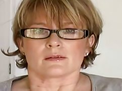 Lida 18 tube seks s članom u magarcu