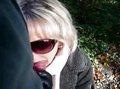 Lezbijke piškaju jedna borno sekse o drugu i jebu se